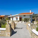 Yannis Place Villa Paradeísion