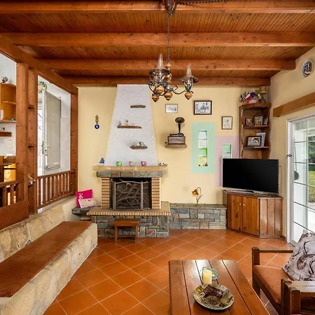 Villa Yannis Place