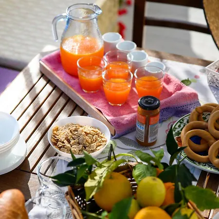 Yannis Place Paradeísion