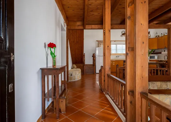 Villa Yannis Place Paradeísion